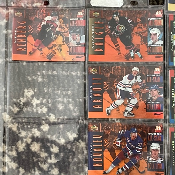 Upper Deck holographic hockey cards vintage rare collection NHL 90s nostalgia - Picture 9 of 10